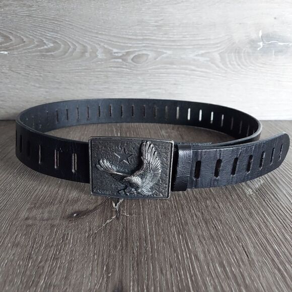 Express Black Leather Perforated Belt Star Eagle Metal Buckle Size 32 - Picture 1 of 7